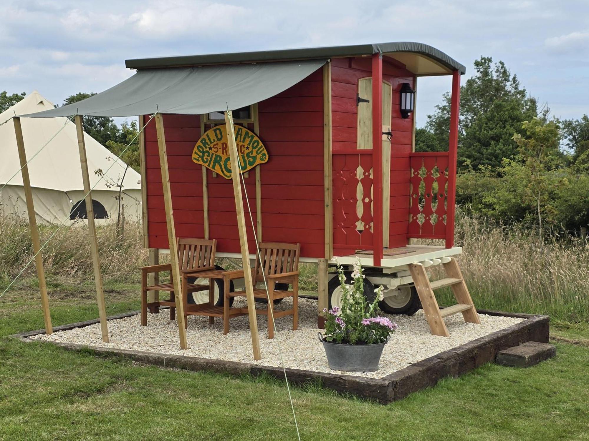 Restored Circus Wagon Saltburn-by-the-Sea Eksteriør bilde