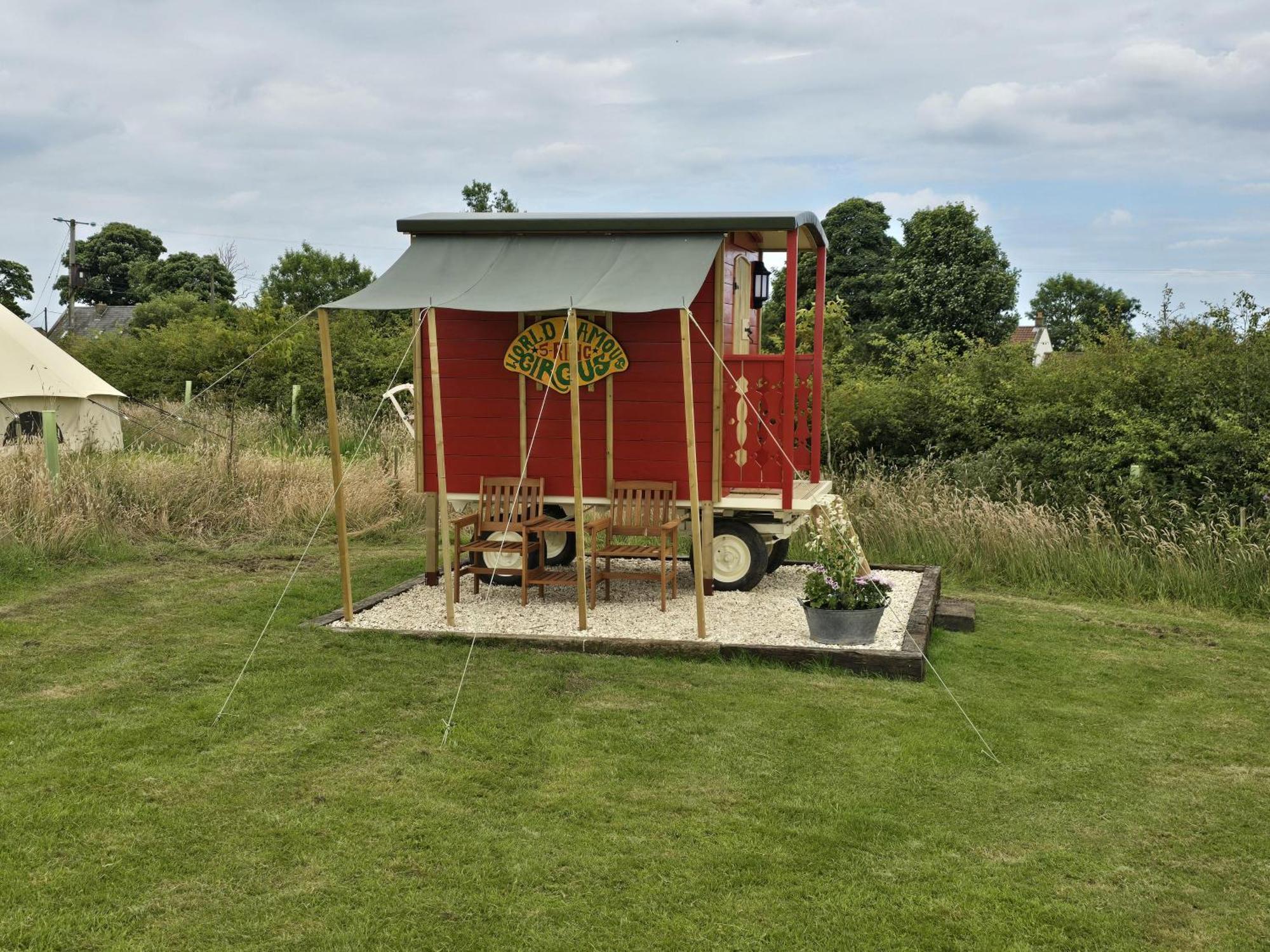 Restored Circus Wagon Saltburn-by-the-Sea Eksteriør bilde